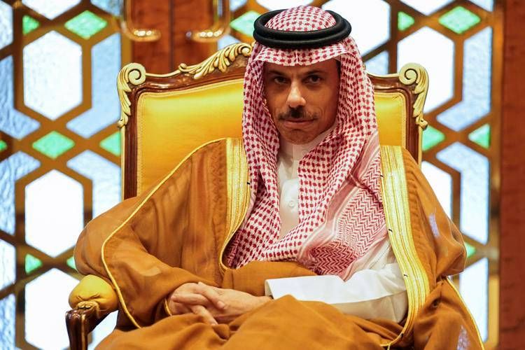 Il ministro degli esteri saudita Faisal bin Farhan - Afp