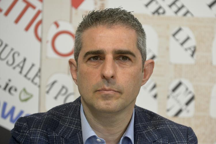 Pizzarotti assolto da accusa di truffa e falso ideologico: 