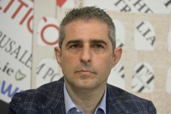 Pizzarotti assolto da accusa di truffa e falso ideologico: "Non festeggio, sistema non funziona"