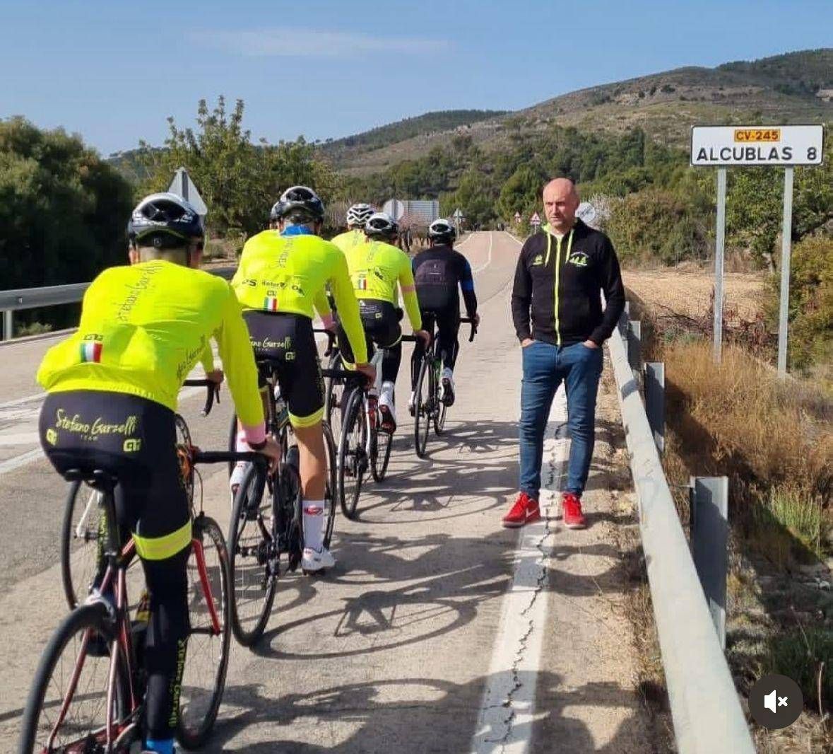 Giro kralından Valencia'ya gönüllü olmak