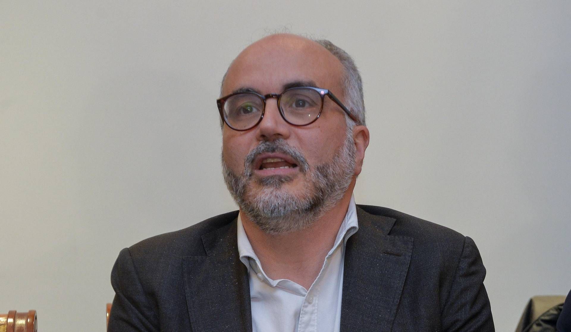 Christian Raimo, Valditara'da işlediği suçlar nedeniyle öğretmenlikten uzaklaştırıldı