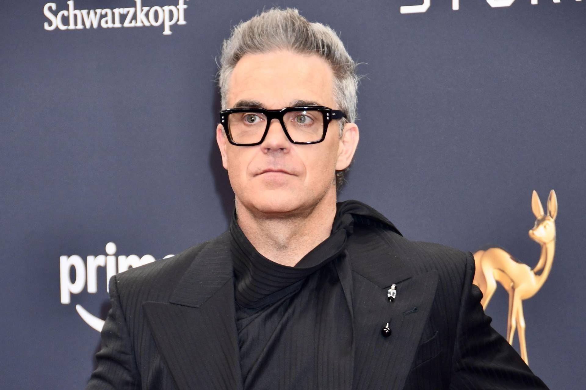 Robbie Williams, annuncio choc: "Sto perdendo la vista a causa di una cura dimagrante"