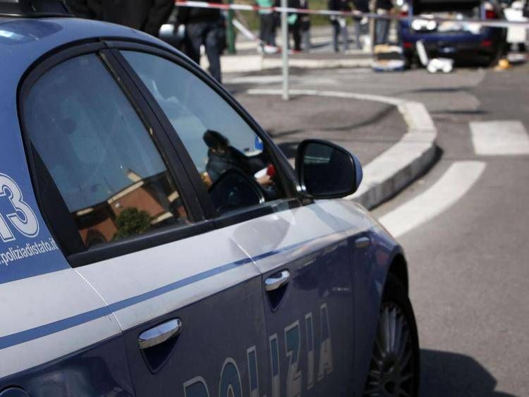 Auto della polizia - Fotogramma