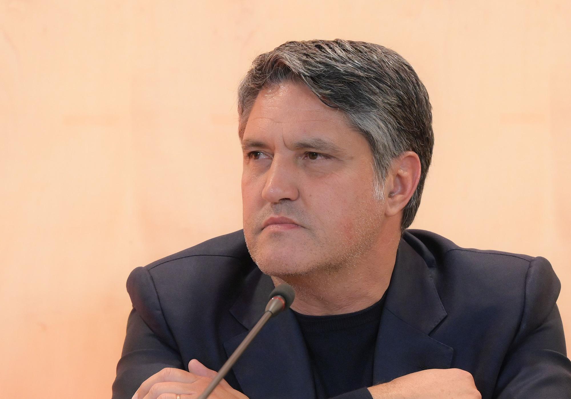 “Piç Hikayeleri'nde sıradan kahramanların hikayelerini anlatıyorum”