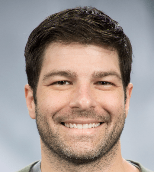miles leslie headshot