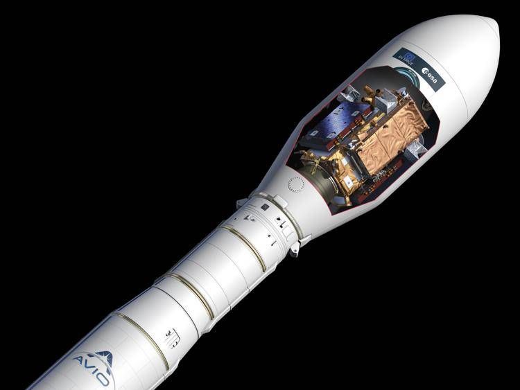 Rappresentazione artistica del Sentinel-1C in configurazione di lancio all'interno del lanciatore Vega-C - ESA - P. Carril