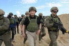 Netanyahu con l'esercito israeliano - Fotogramma /Ipa