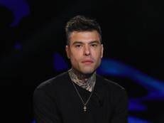Sanremo 2025, Fedez potrebbe ritirarsi 'in corsa'? La voce rimbalza sul web