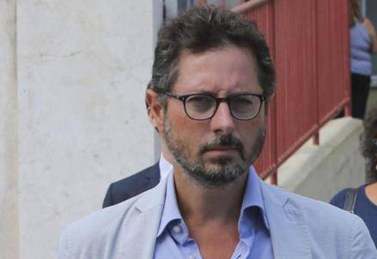 Francesco Emilio Borrelli - Facebook