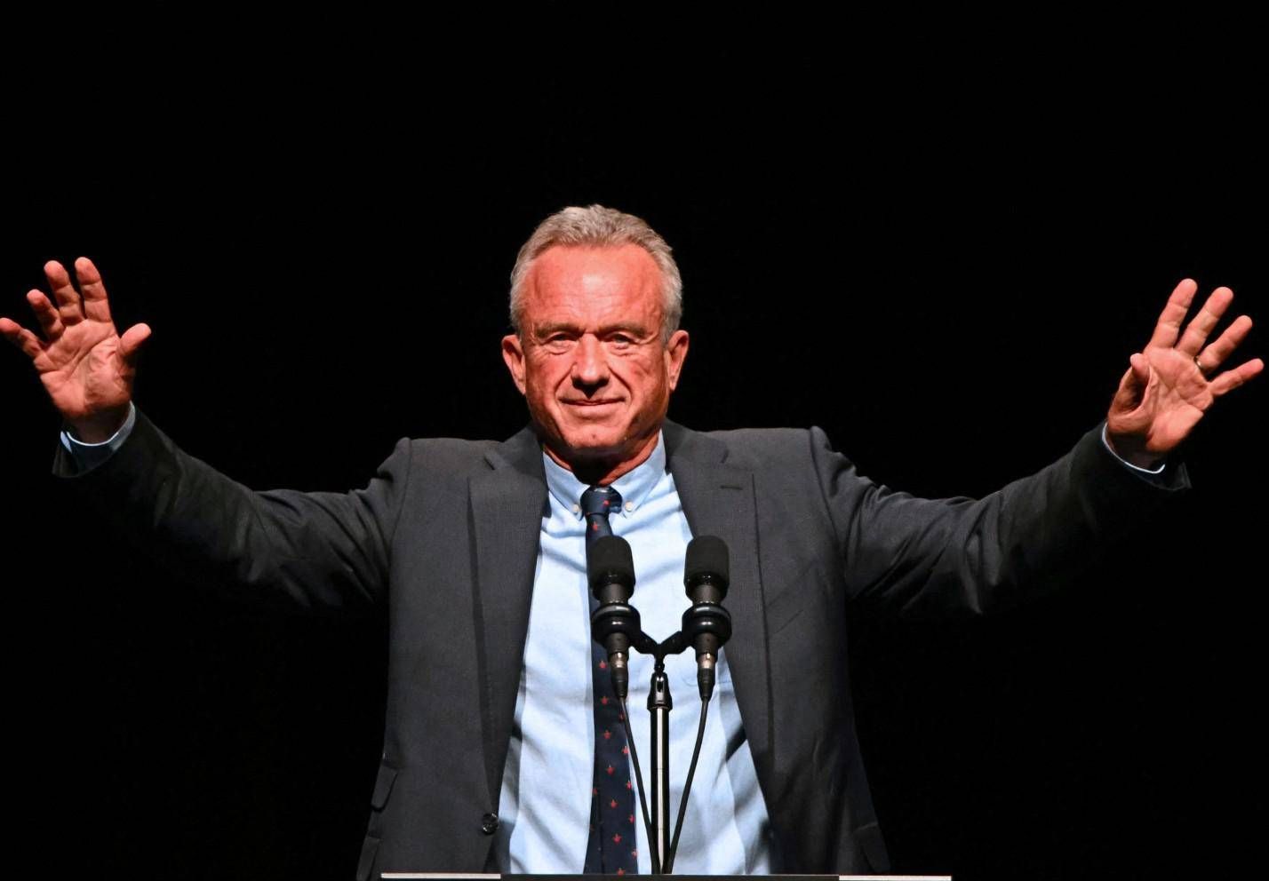 “Sağlık konusunda Robert Kennedy Jr.'a hayır”