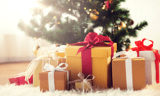 Sotto l'albero di Natale massaggi, psicoterapia e check up per 'colpa' del Covid