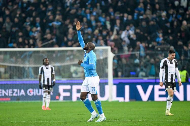 Lukaku esulta