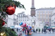Albero di Natale a Piazza Navona (Fotogramma)
