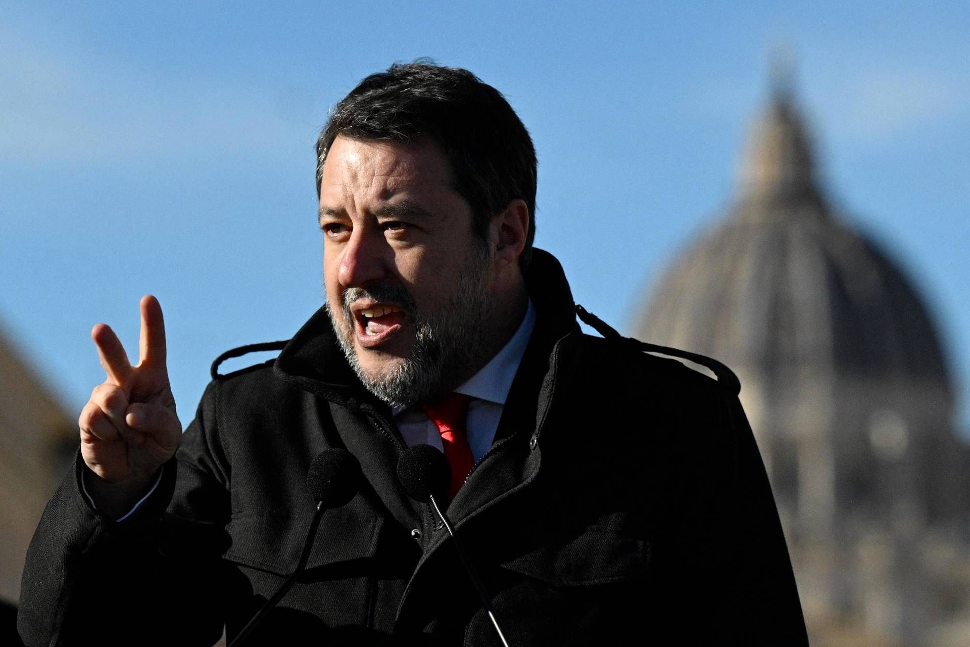 Salvini'nin teklifi, ilk derece mahkemesinde beraat edilmesi halinde temyize gidilmemesi yönünde