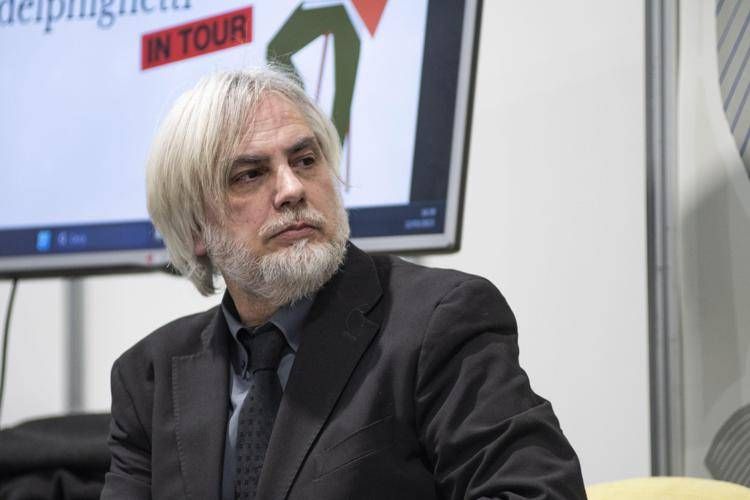 Addio a Paolo Benvegnù, il cantautore aveva 59 anni Addio a Paolo Benvegnù, il cantautore aveva 59 anni