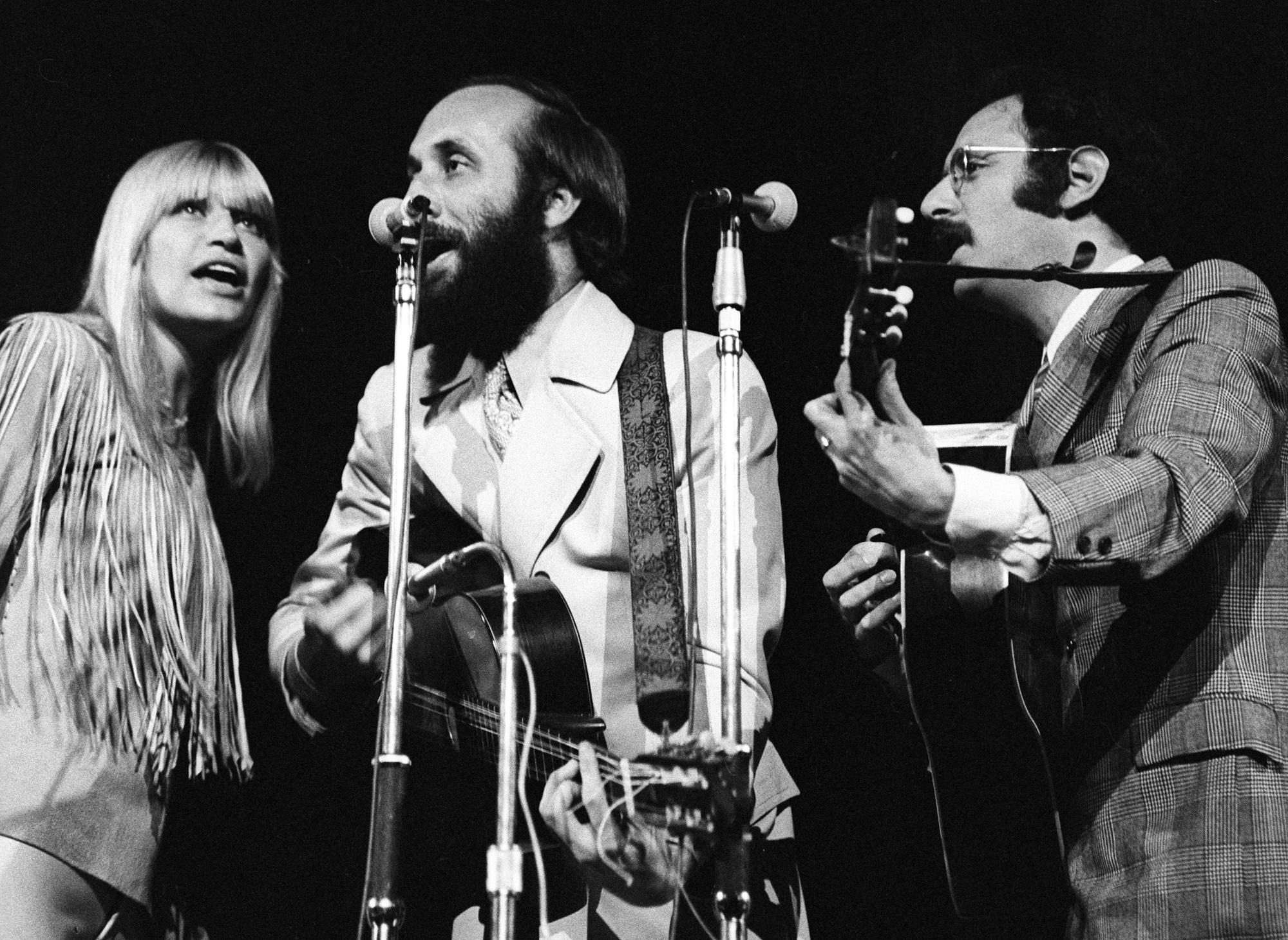 'Peter Paul ve Mary' üçlüsünün lideri Peter Yarrow veda etti