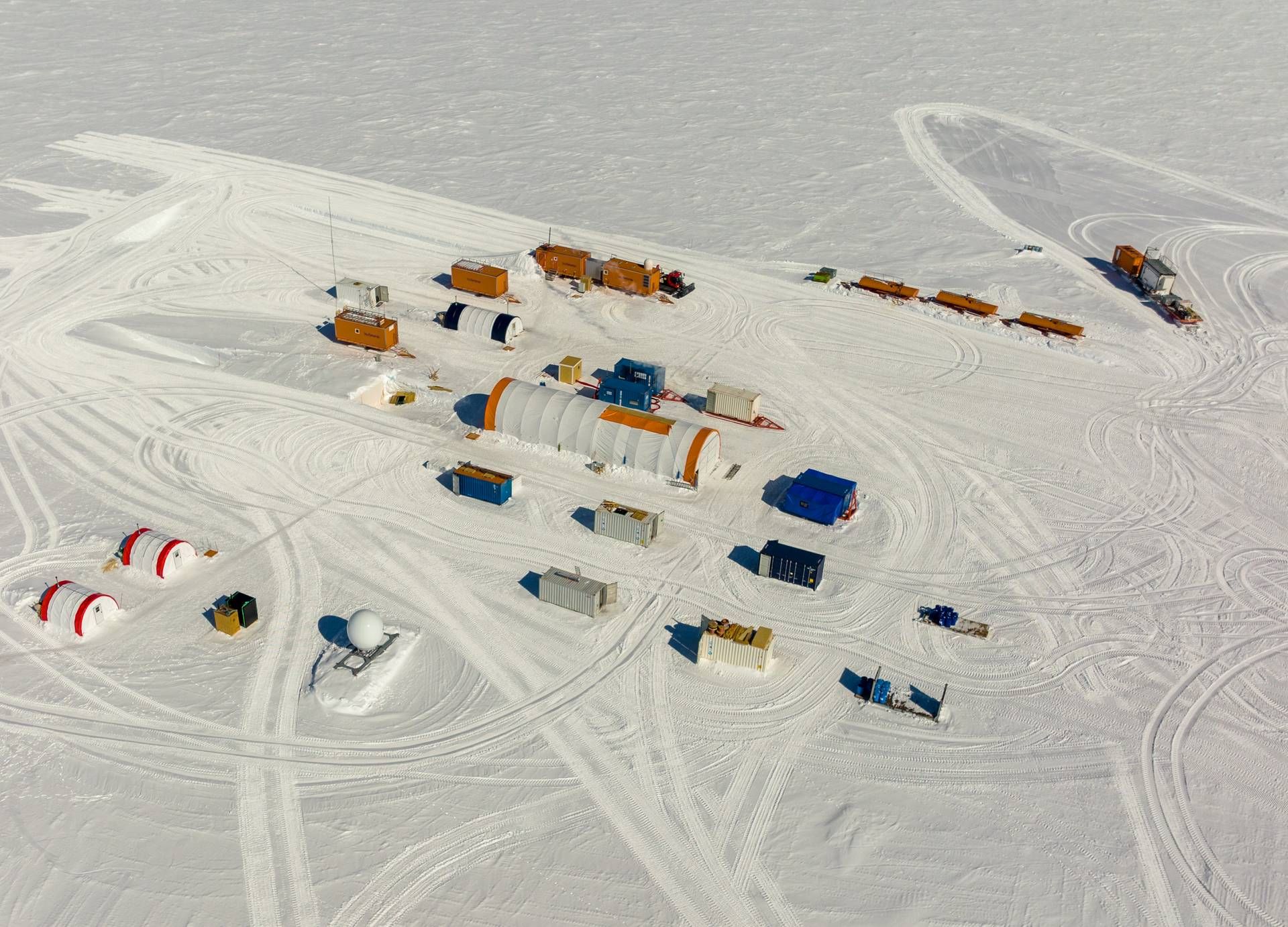 credit pnra ipev aerial view of the little dome c camp