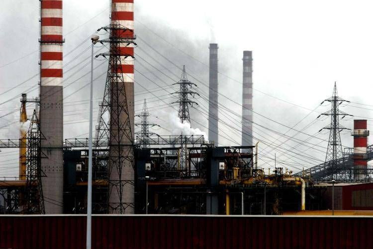 Ex Ilva, annuncio di Urso: "Approvata autorizzazione integrata ambientale, stabilimento è salvo"