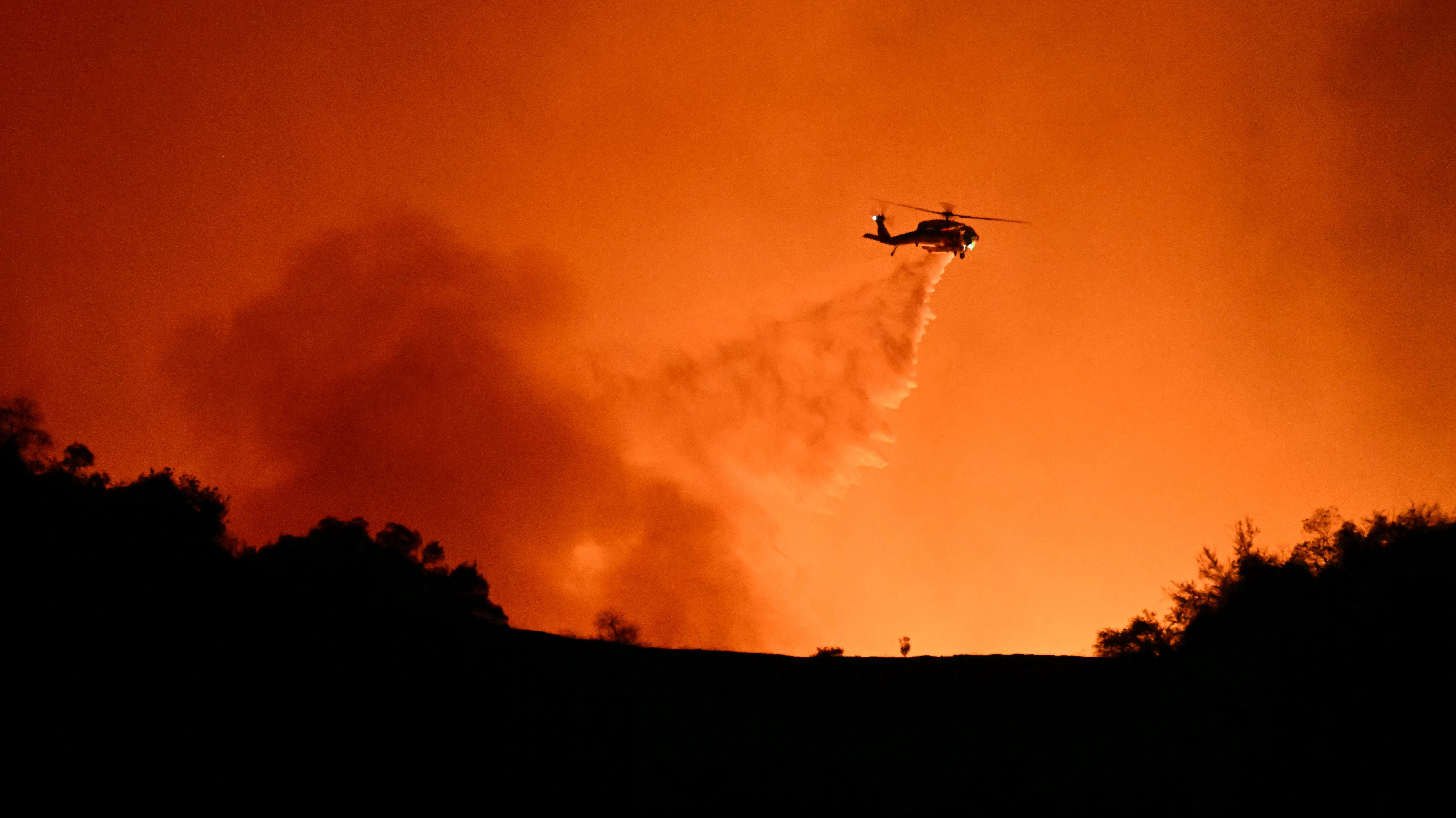 Los Angeles, Palisades yangını yayılıyor: son haberler