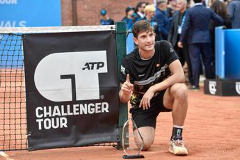 Passaro al secondo turno Australian Open, chi è la sorpresa azzurra Passaro al secondo turno Australian Open, chi è la sorpresa azzurra