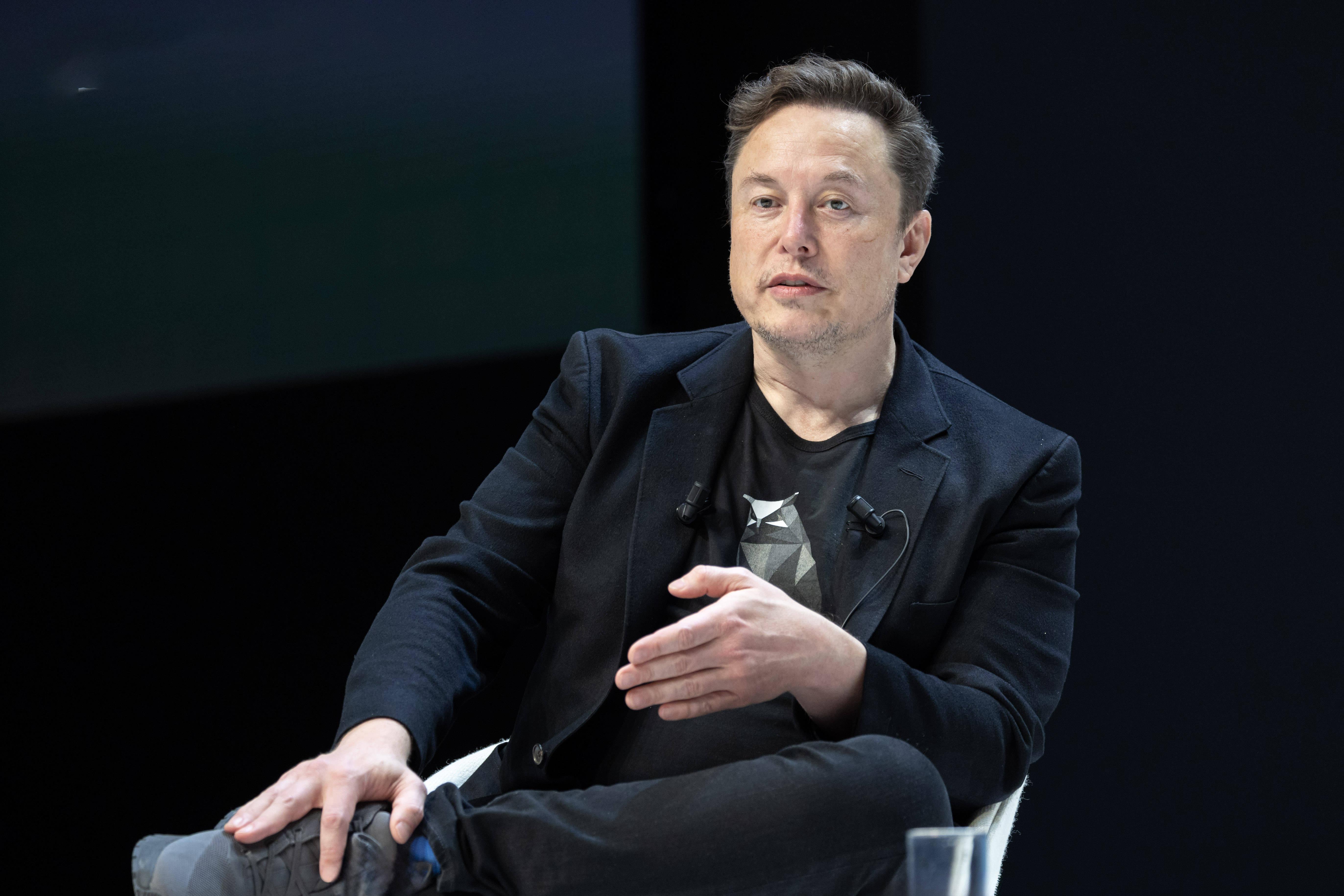 Musk Beyaz Saray'da Trump'la iki kişilik yer mi? Bay'ın rolü