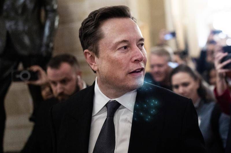 Elon Musk, Novak Djokovic'i ve (neredeyse) TikTok'u savunuyor