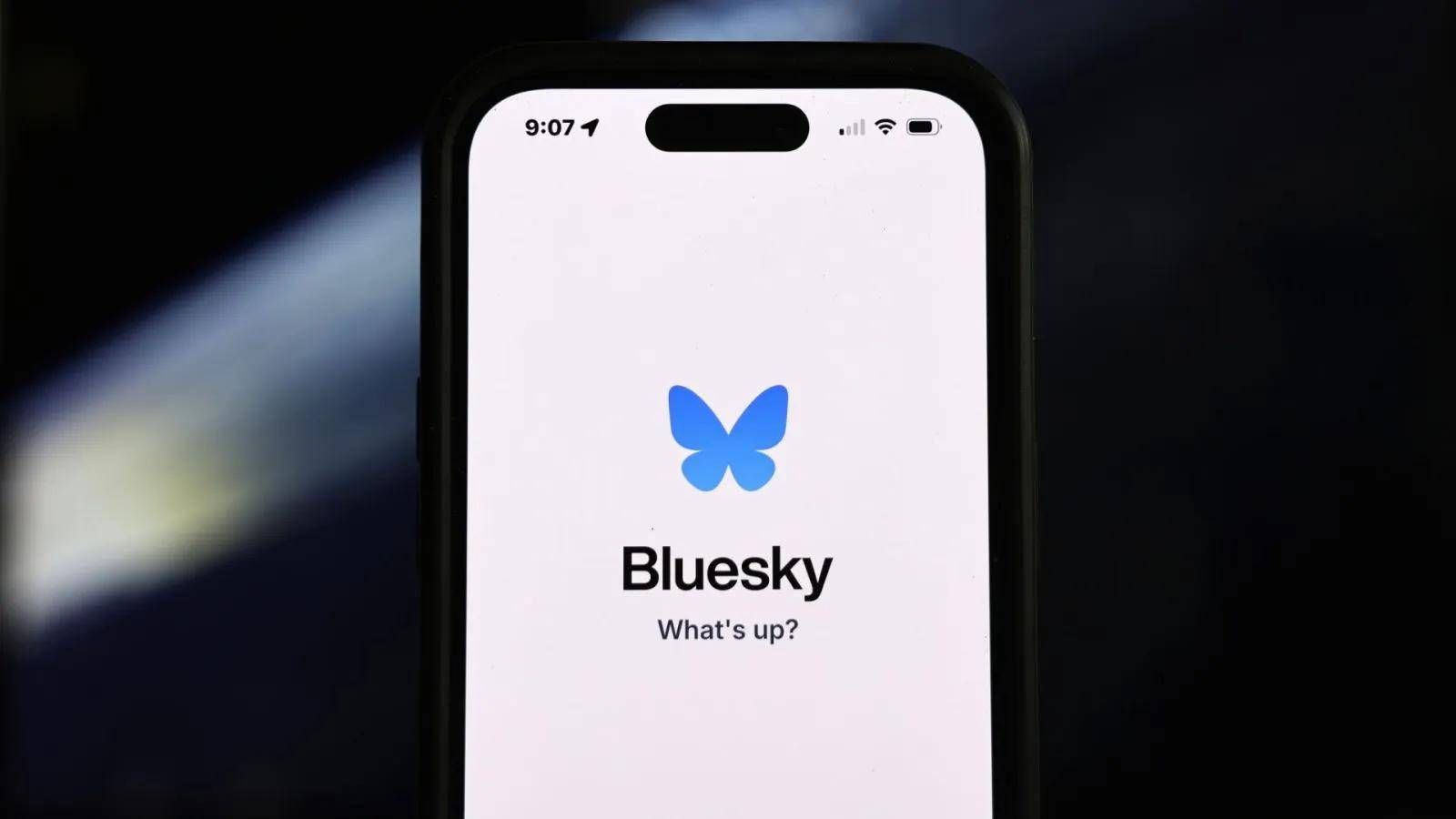 X, Instagram ve Bluesky sosyal videolarda TikTok'un peşinde