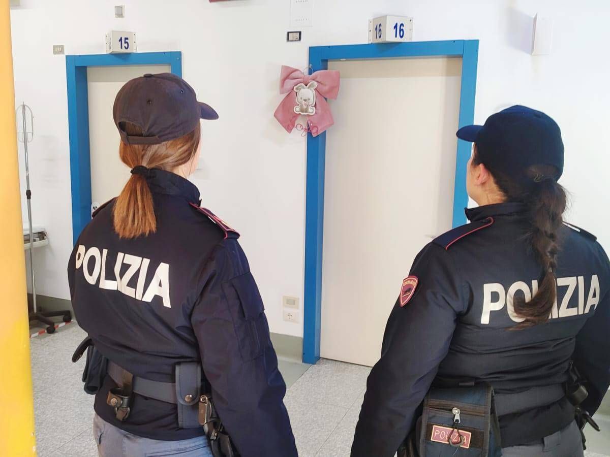 cosenza mamamma valeria riabbraccia figlia sofia3 20250122121427