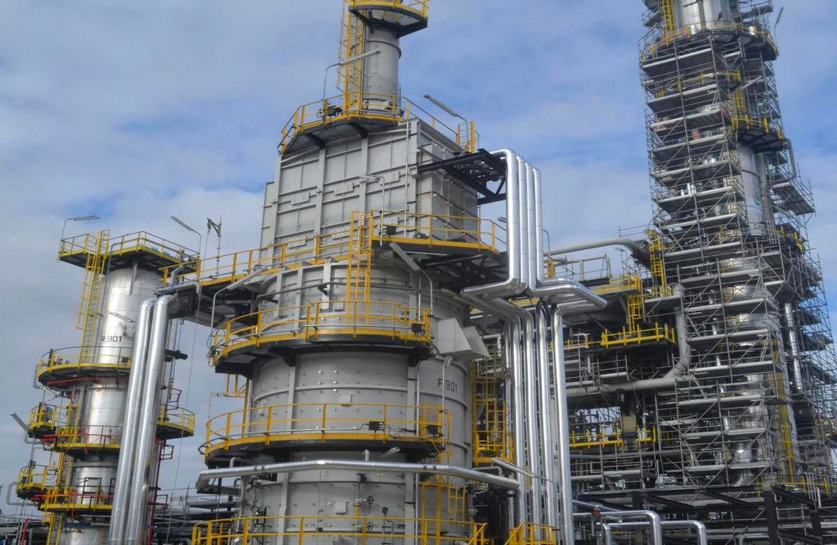 Eni avvia a Gela il primo impianto di produzione di Saf