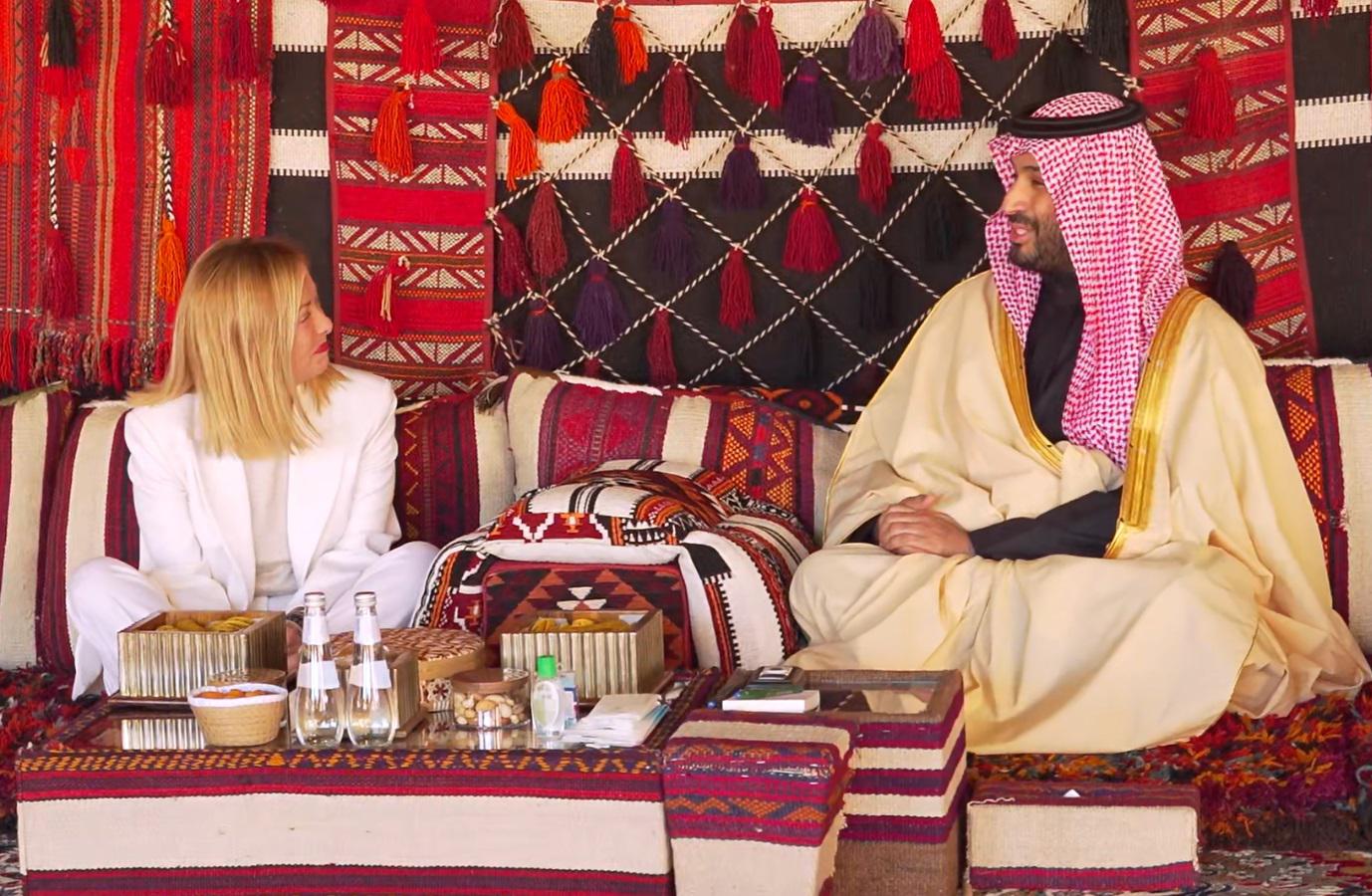 Suudi Arabistan'da Kavunlar, Prens bin Salman ile Toplantı: Ne Karar Verdikleri