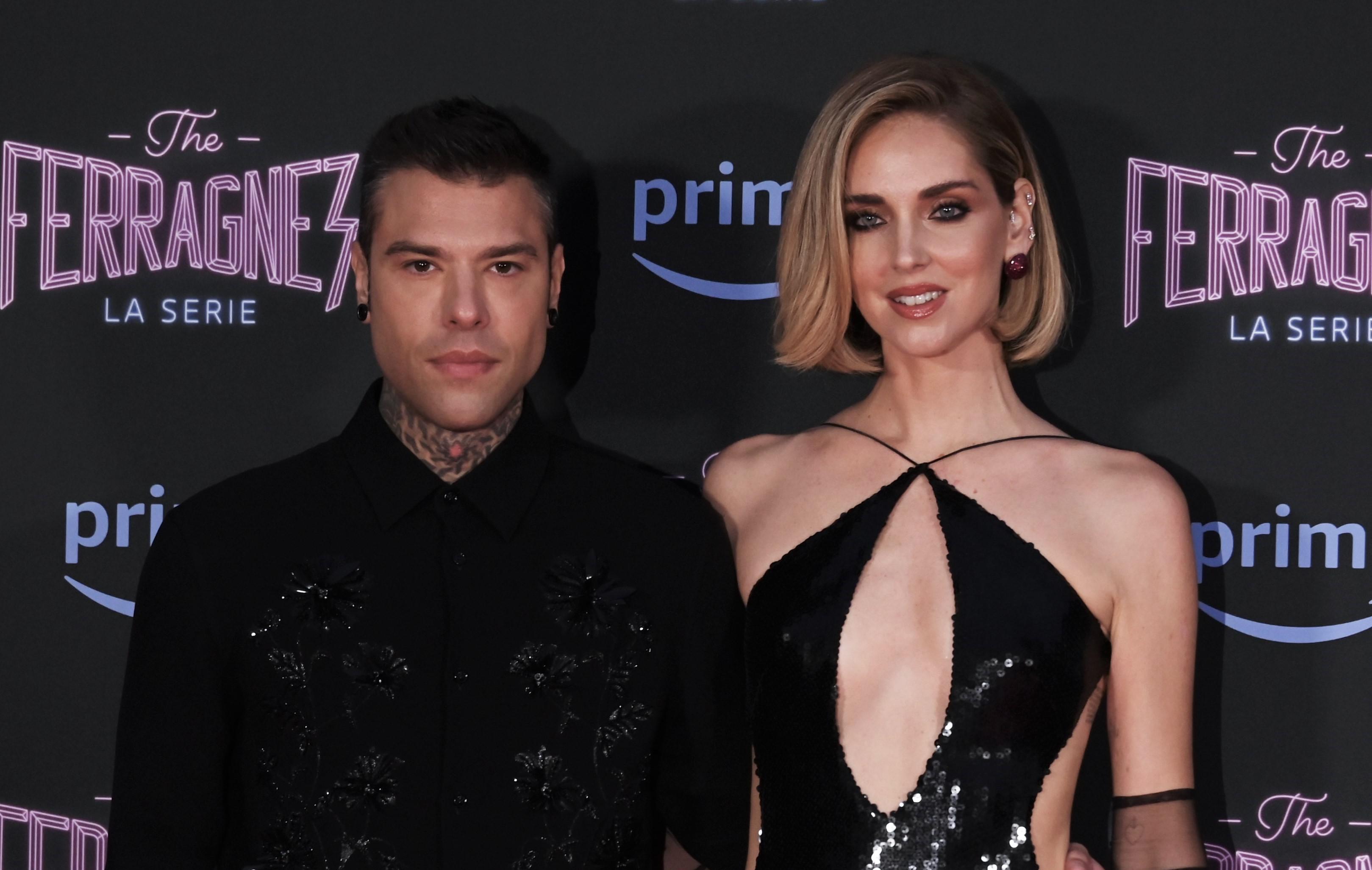 Fedez ve Chiara Ferragni, Corona'nın vahiylerinden sonra sosyal medyadaki tepkiler