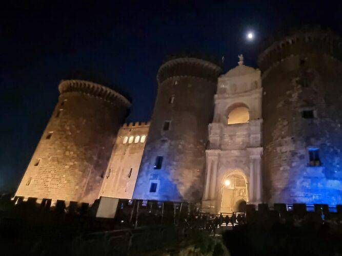 napoli maschio angioino comm