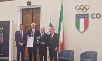 Alla Federazione medici sportivi il Collare d’Oro del Coni per il servizio durante il Covid Alla Federazione medici sportivi il Collare d’Oro del Coni per il servizio durante il Covid
