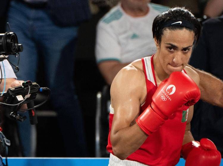 Imane Khelif esclusa dai Mondiali di boxe femminile: "Non soddisfa i criteri di ammissibilità"