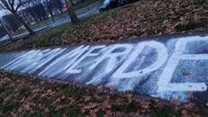 Insulti davanti alla targa in memoria dell'esodo istriano in corso Cincinnato, Torino