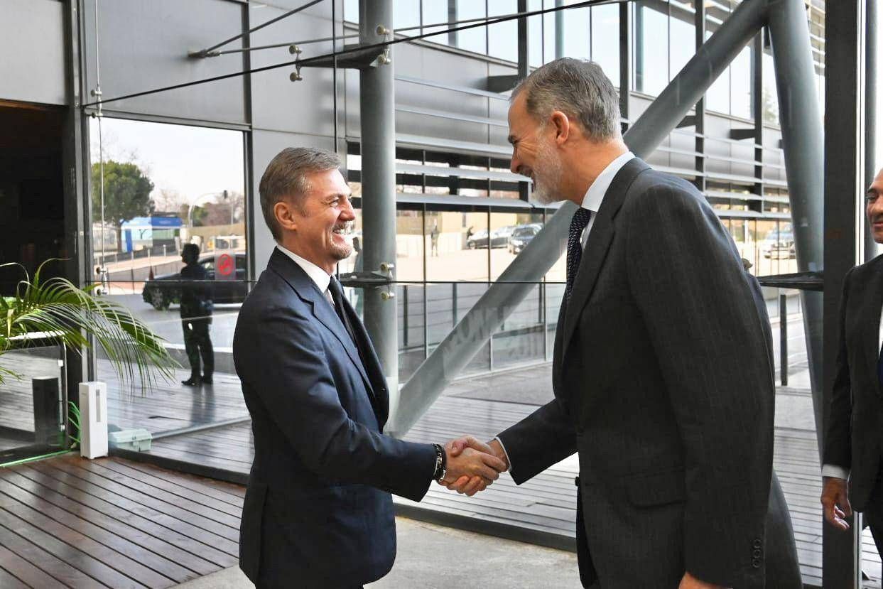 Enel, Cattaneo, Endesa merkezinde İspanya Kralı Filippo VI'yı karşılıyor