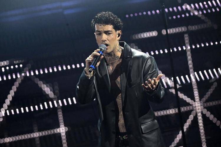Sanremo 2025, Codacons denuncia Tony Effe e Rai per pubblicità occulta Sanremo 2025, Codacons denuncia Tony Effe e Rai per pubblicità occulta
