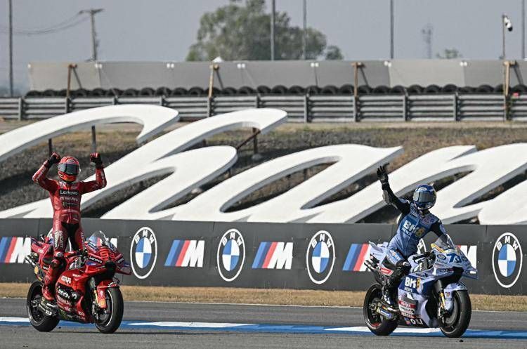 MotoGp Thailandia, Marc e Alex Marquez - Afp