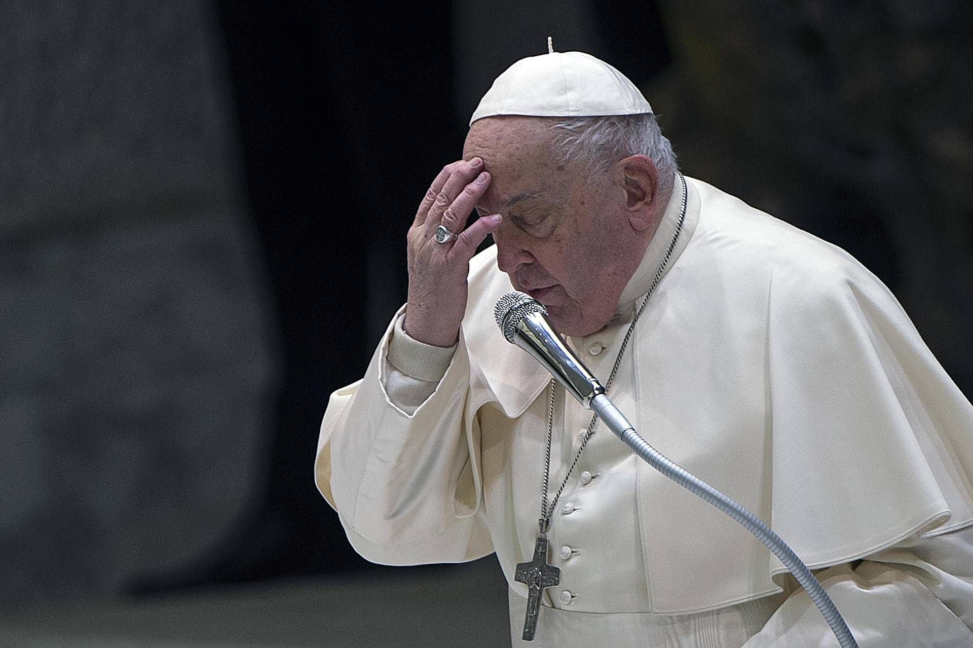 Papa Francis olduğu gibi, koşullar ve doktorun ne dediği: Bugünün haberleri