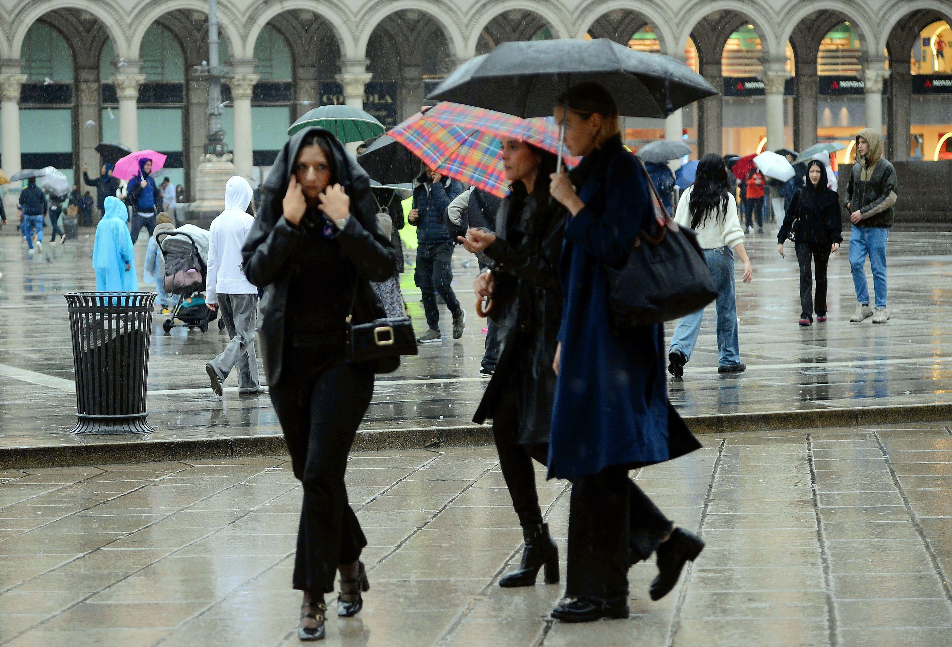 Orange Alert in Emilia Romagna, Yellow in 10 Others - News Directory 3