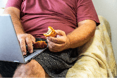 Un uomo sovrappeso (Fotogramma/Ipa)