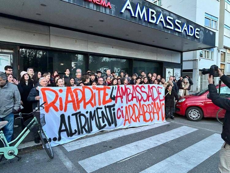Insieme, andiamo fino in fondo. Assemblea pubblica per salvare il cinema Ambassade
