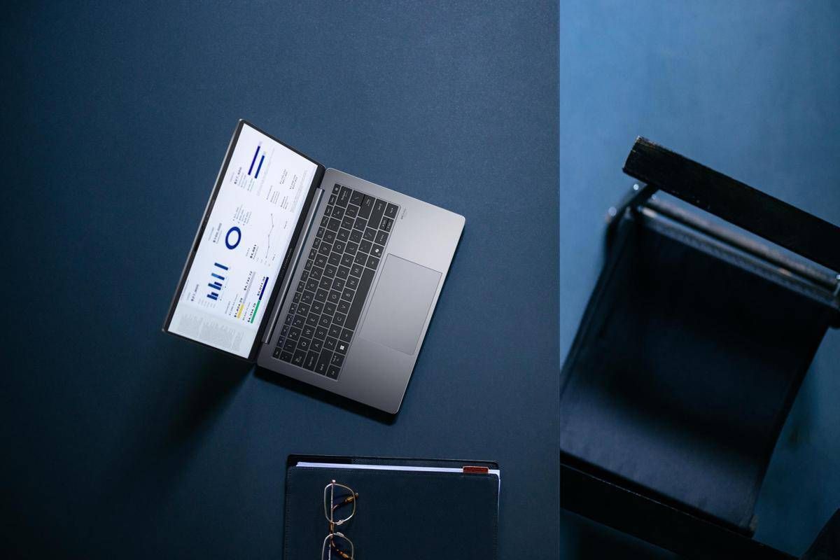 Sicurezza e Intelligenza Artificiale: Il Futuro del Business con Asus ExpertBook P