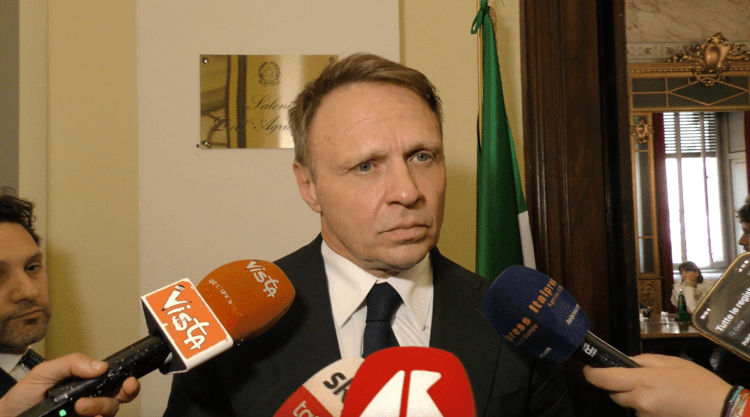 Terremoto, Lollobrigida: 