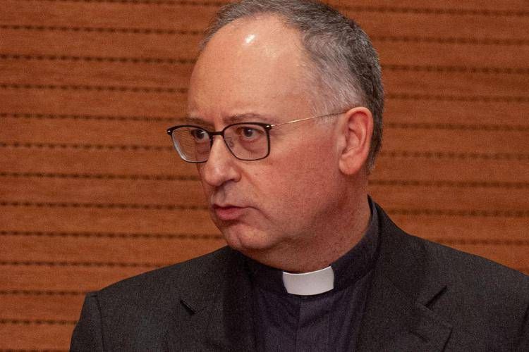 Padre Antonio Spadaro (Fotogramma/Ipa)