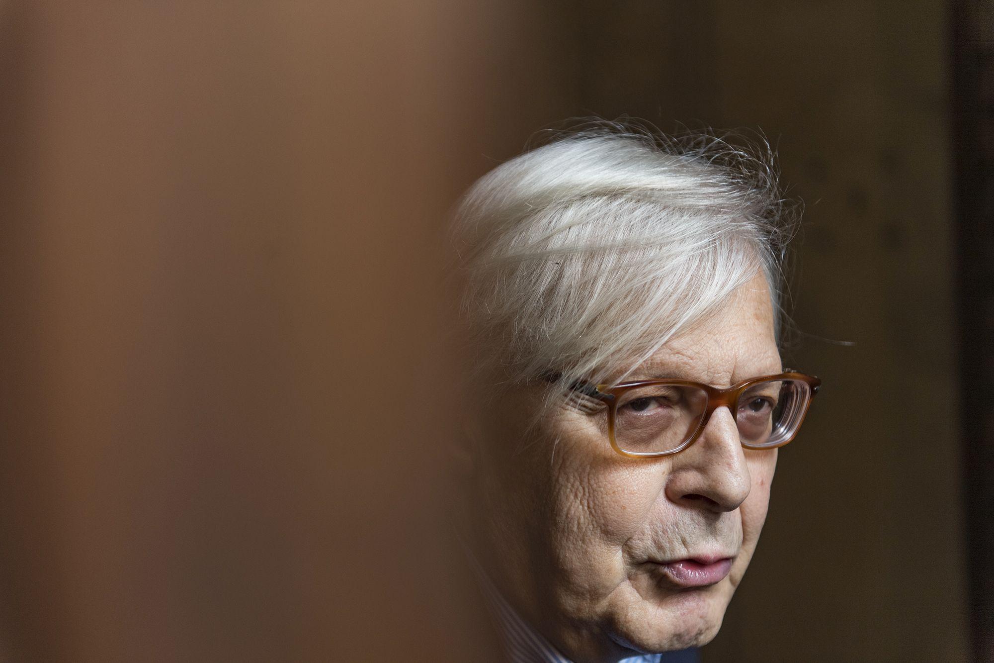 Vittorio Sgarbi Hospitalized: Disease and Depression - News Directory 3