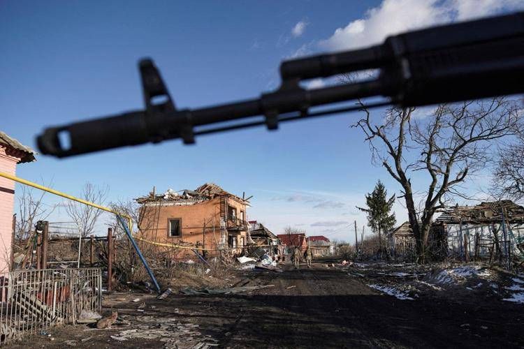 Case distrutte dopo raid (Afp)