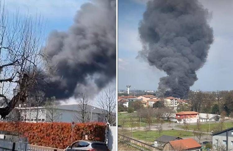 La colonna di fumo alla fabbrica Perfetti