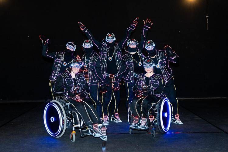 Malattie rare, ballerini ucraini Light balance a Milano danzano con giovani 'rari'