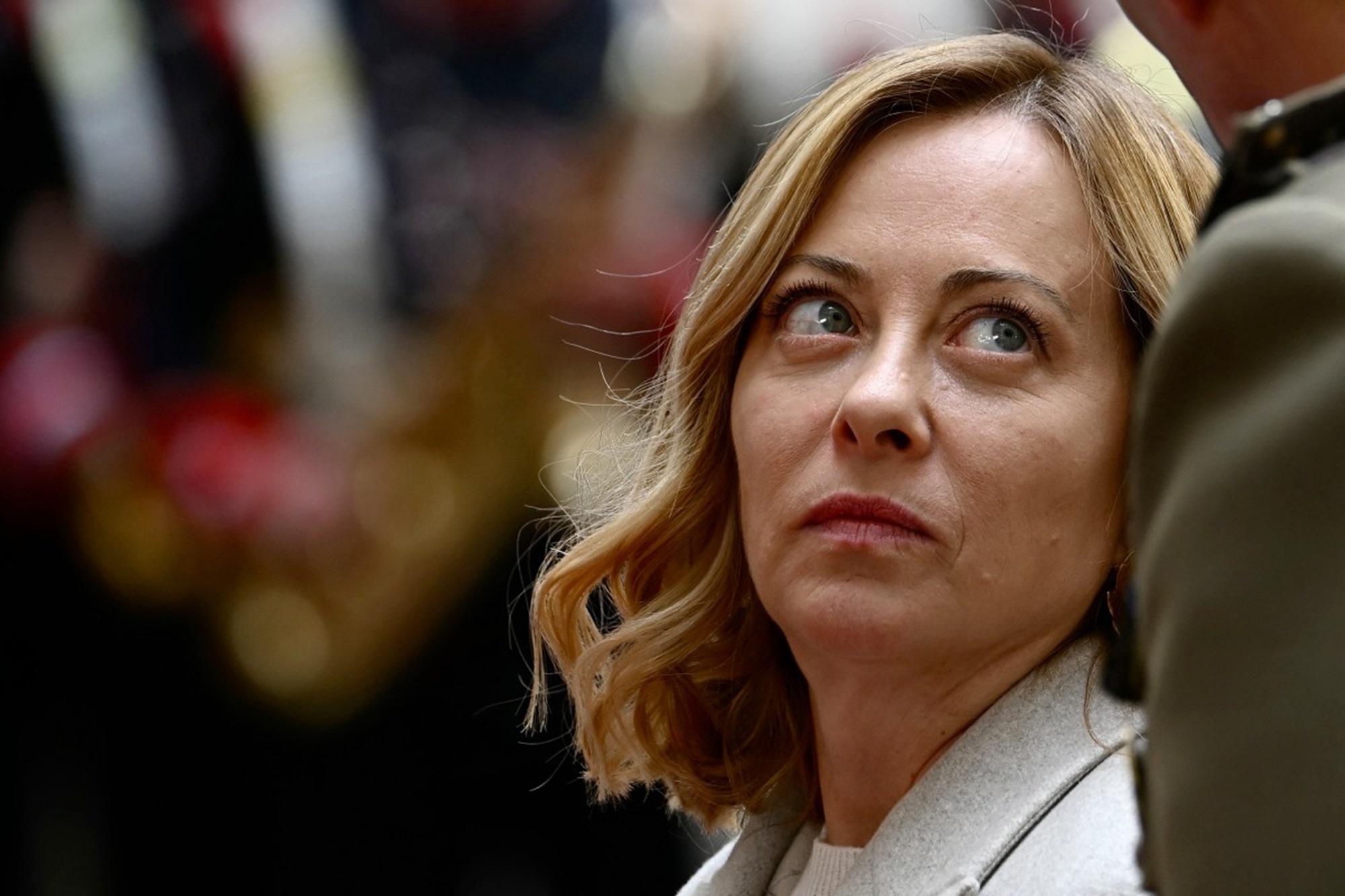 Meloni, Paris Zirvesi için çizgiyi dikte ediyor, “Ukrayna'ya asker göndermek için hayır”